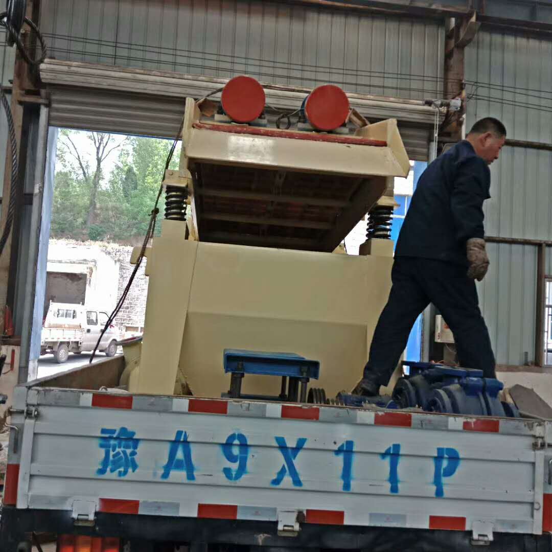 2018年4月27日發往駐馬店的細砂回收機