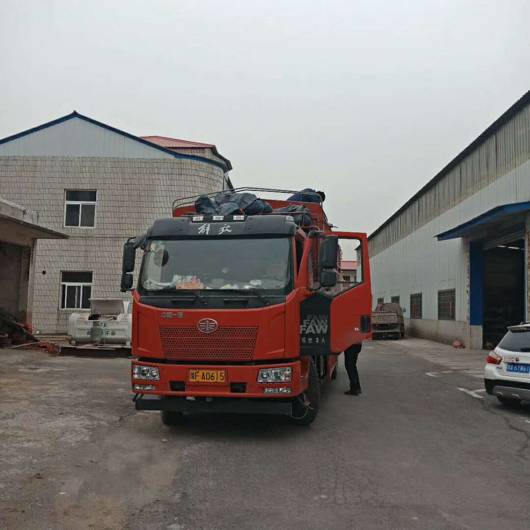 發往鶴壁的1840雙泵雙噴細沙回收脫水一體機